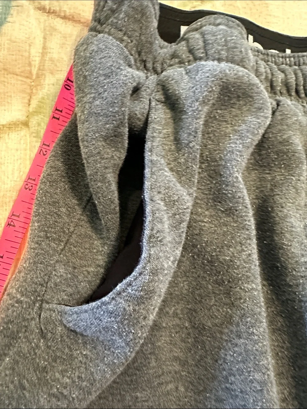 Reebok Men's Heather Charcoal Gray Jogger Sweatpants